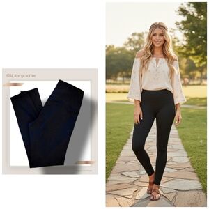 🌿Old Navy Active Women's Small Black High-Waisted Mesh Panel Leggings